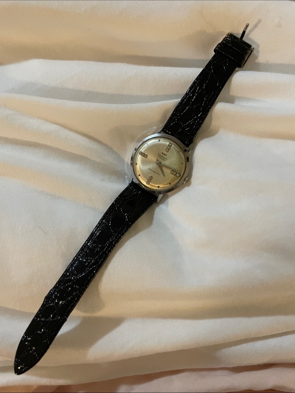 Vintage 1960s Waltham Mechanical Hand-Wind Dress Watch - RUNNING!